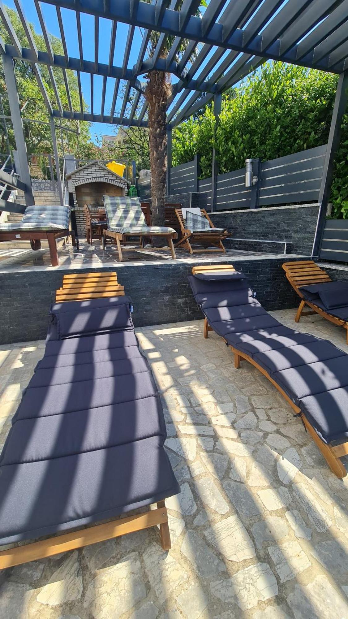 Apartments Blazevic, Heated Pool&Jacuzzi Dramalj Eksteriør billede
