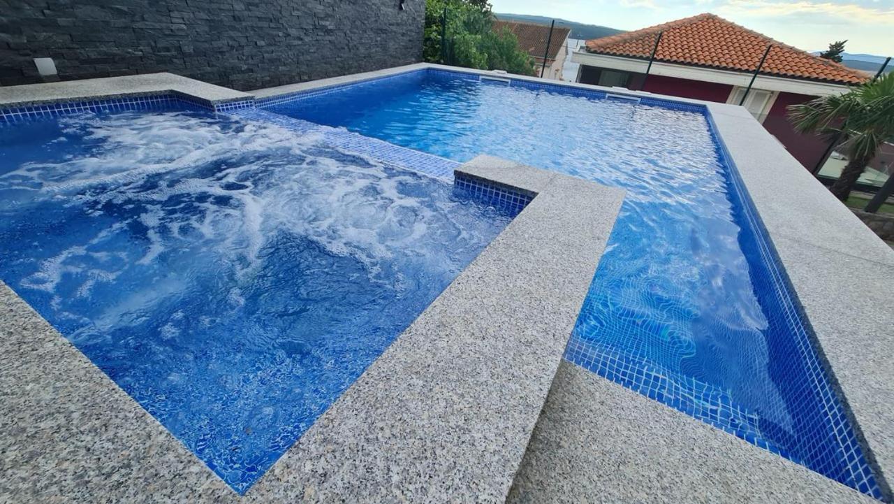 Apartments Blazevic, Heated Pool&Jacuzzi Dramalj Eksteriør billede
