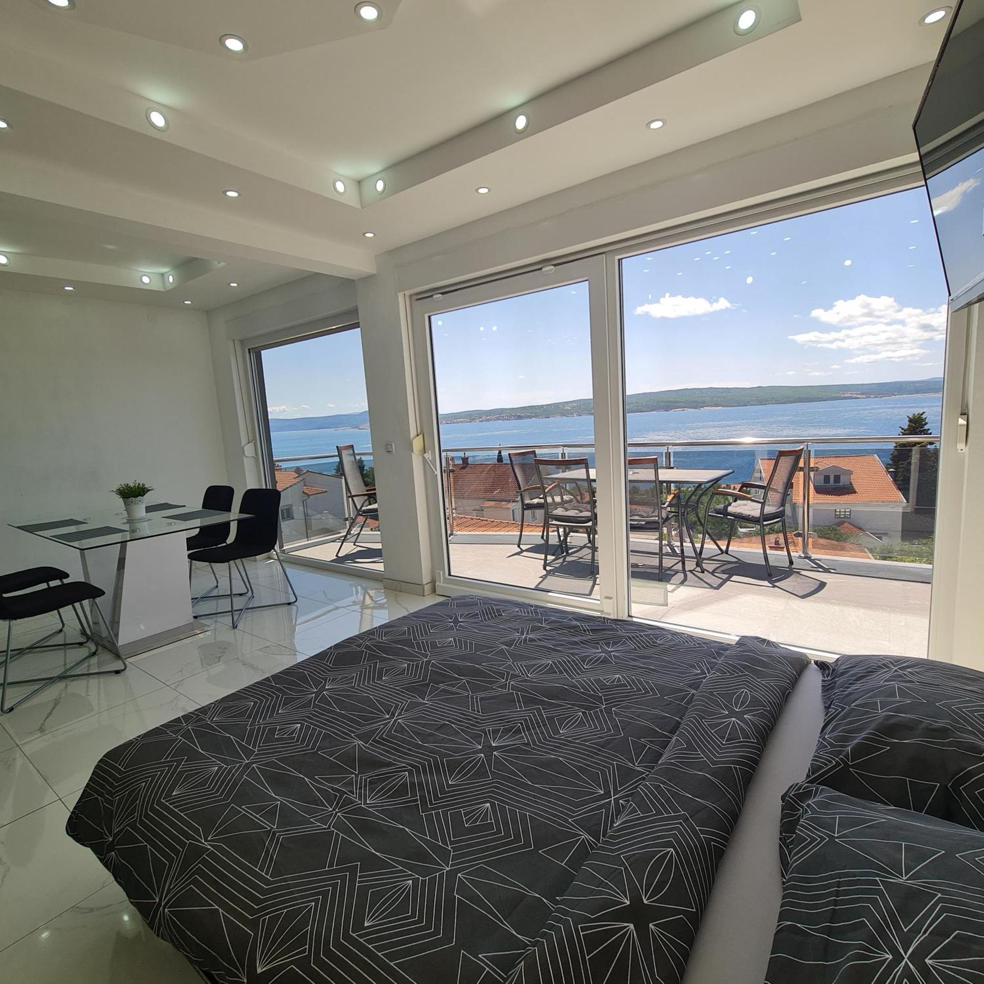 Apartments Blazevic, Heated Pool&Jacuzzi Dramalj Eksteriør billede