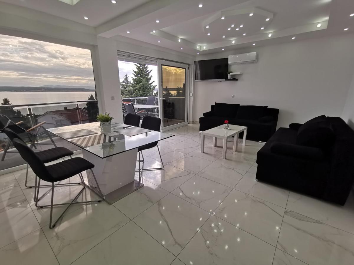 Apartments Blazevic, Heated Pool&Jacuzzi Dramalj Eksteriør billede
